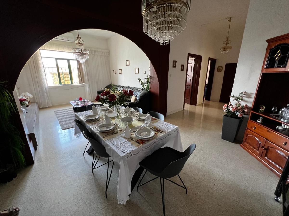 Superb 3 Bedroom Apartment In Valletta Exterior photo